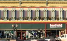 Broadway Hotel