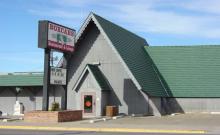 Boxcars Restaurant & Lounge