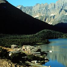 Many Glacier Hotel (Many Glacier Valley)