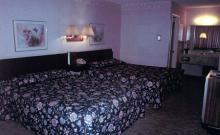 Diamond Lil Inn