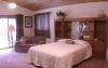 Sweetgrass Lodge
